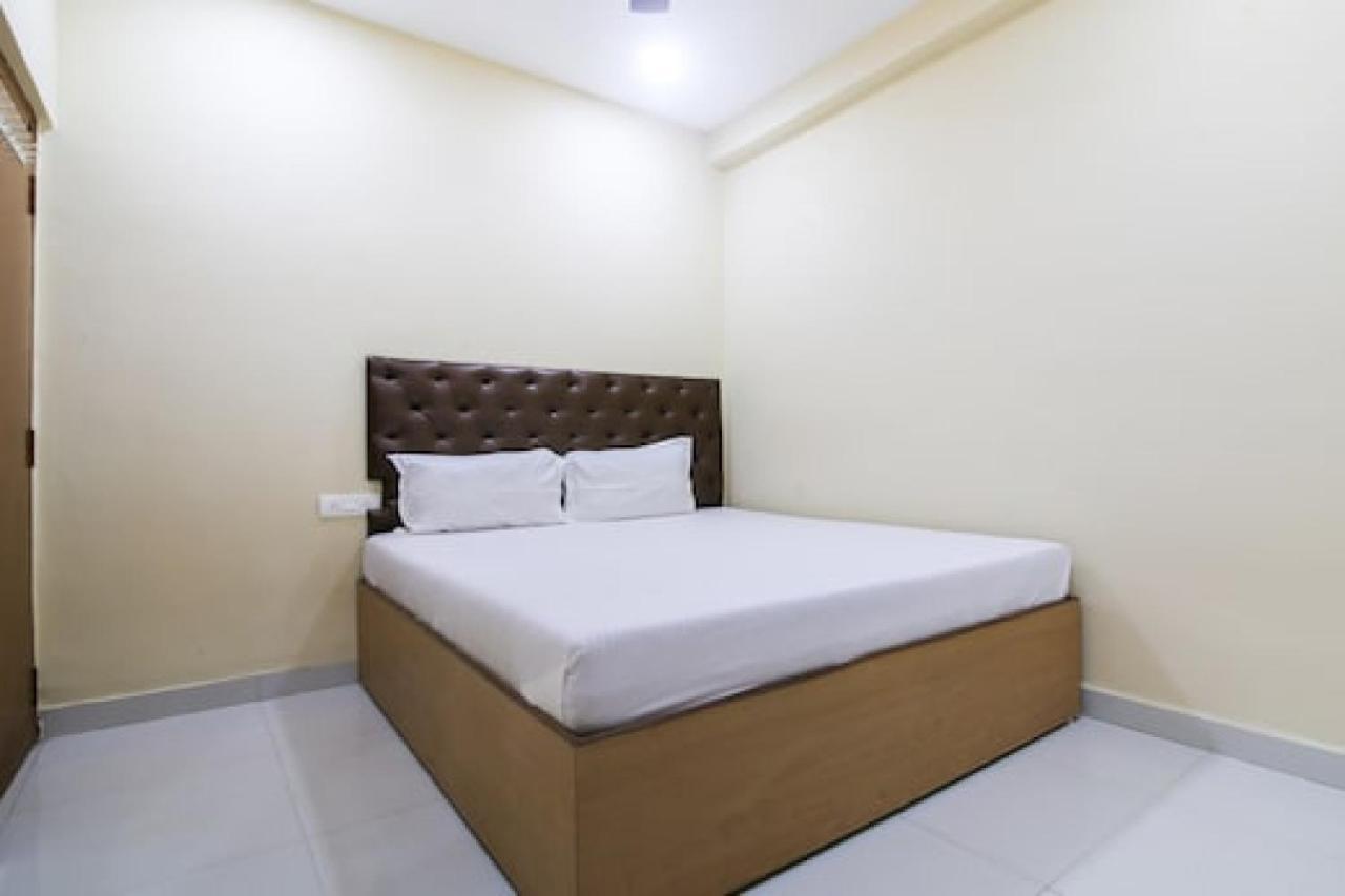 Hotel Prakrathi Residency Bangalore Bagian luar foto