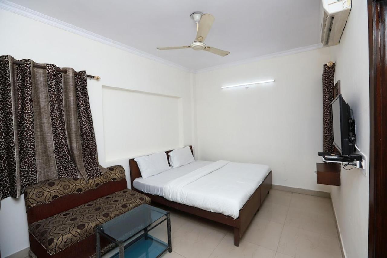 Hotel Prakrathi Residency Bangalore Bagian luar foto