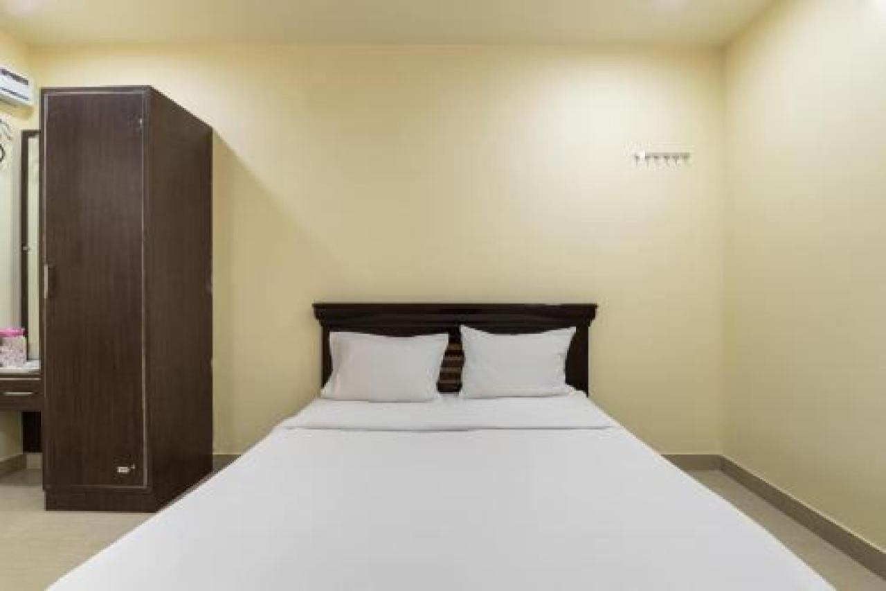 Hotel Prakrathi Residency Bangalore Bagian luar foto