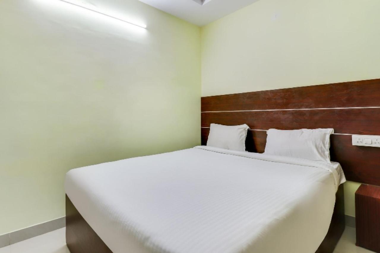 Hotel Prakrathi Residency Bangalore Bagian luar foto