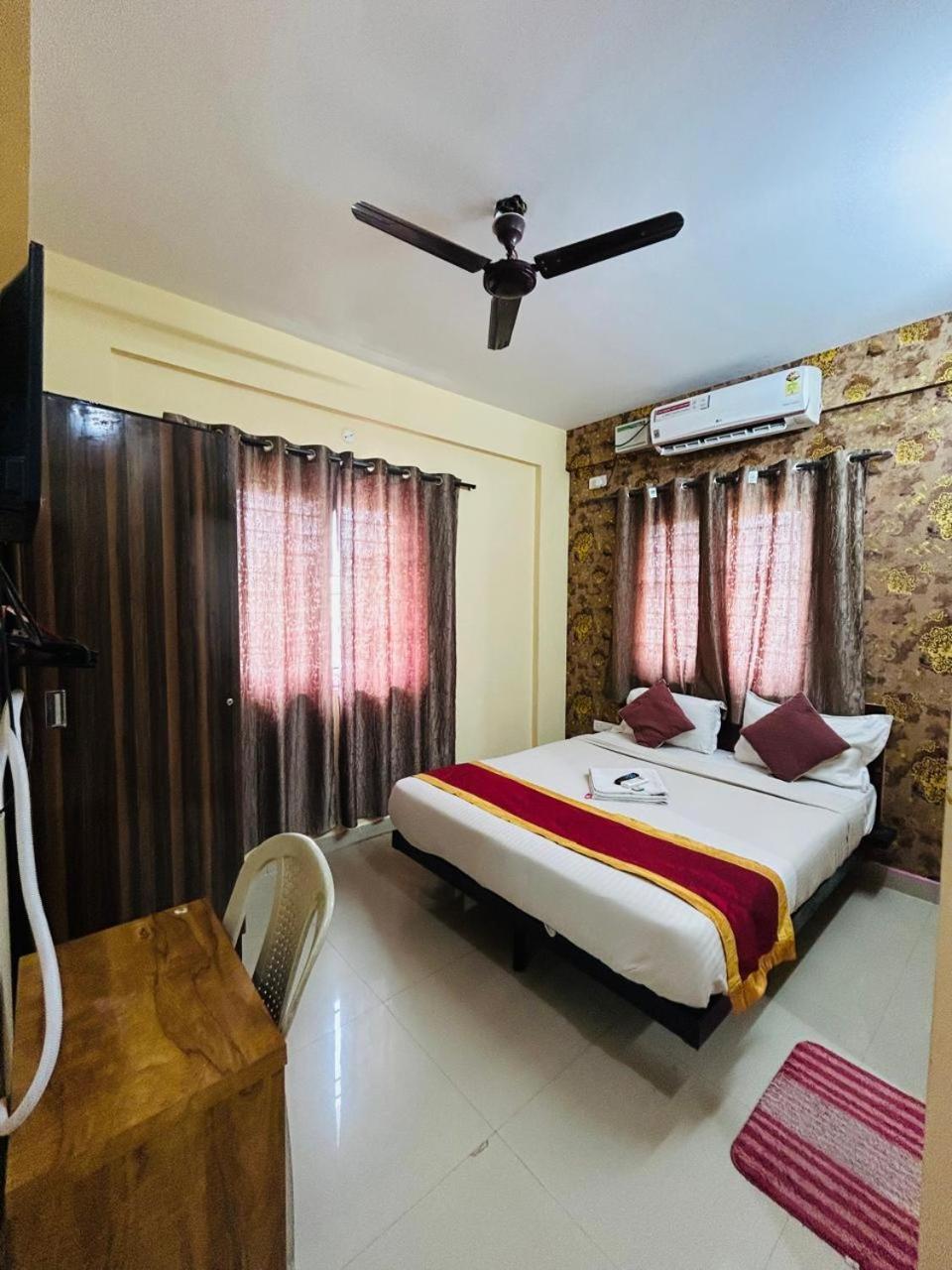 Hotel Prakrathi Residency Bangalore Bagian luar foto